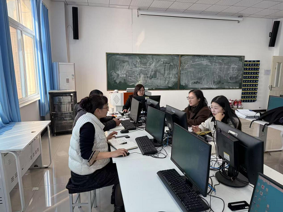 管理学院.png